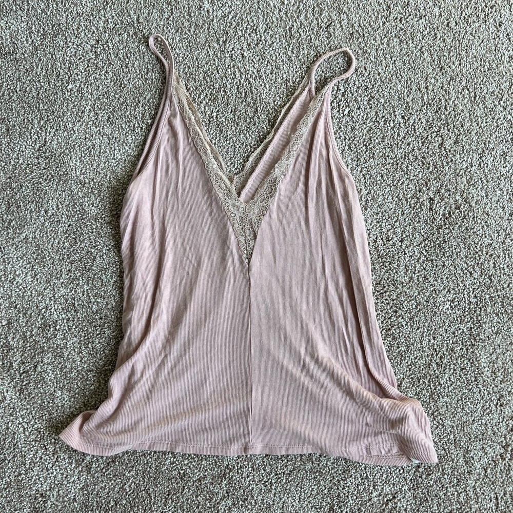 Ribbed tank